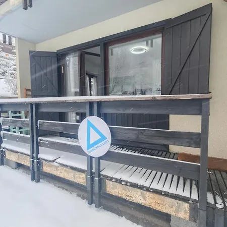 Hostdomus - Lift - Fronte Piste Боргата-Сестриере