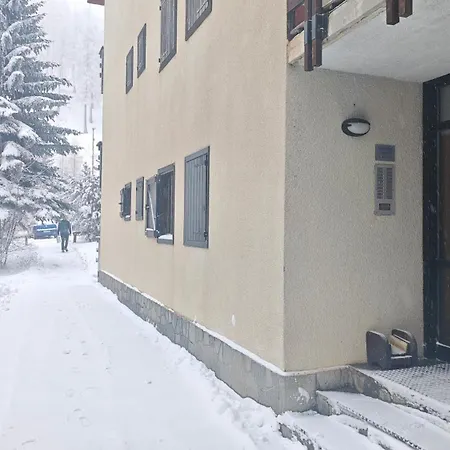 Hostdomus - Lift - Fronte Piste