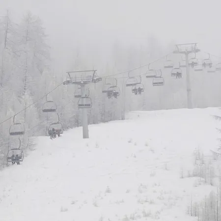 Hostdomus - Lift - Fronte Piste Боргата-Сестриере